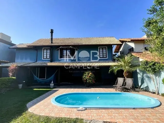 Imagem: Casa com 3 Dormitórios - Rio Tavares