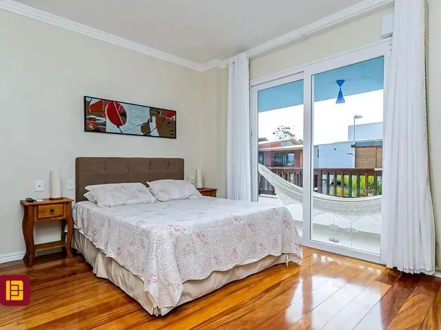Imagem 4: Casa À Venda com 363 M² de Área Privativa no Morro das Pedras em Florianópolis Sc