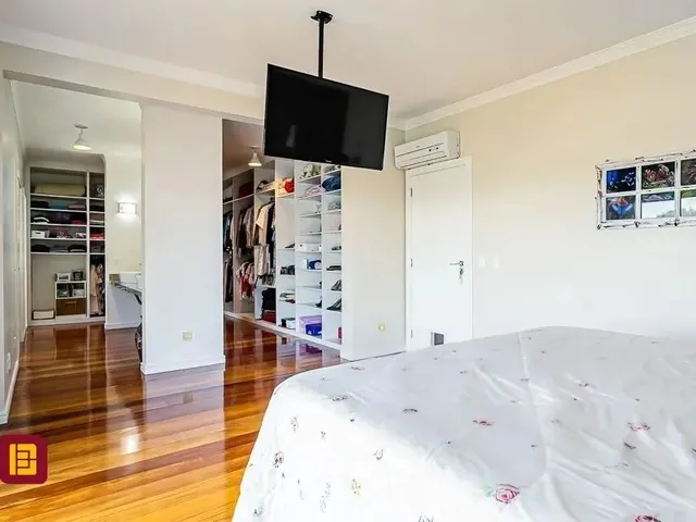 Imagem 7: Casa À Venda com 363 M² de Área Privativa no Morro das Pedras em Florianópolis Sc