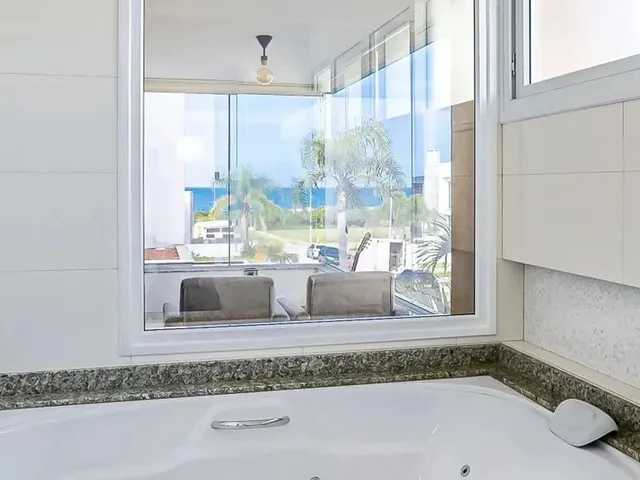 Imagem 8: Casa À Venda com 363 M² de Área Privativa no Morro das Pedras em Florianópolis Sc