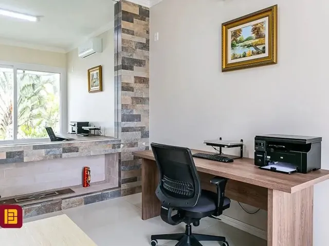 Imagem 13: Casa À Venda com 363 M² de Área Privativa no Morro das Pedras em Florianópolis Sc