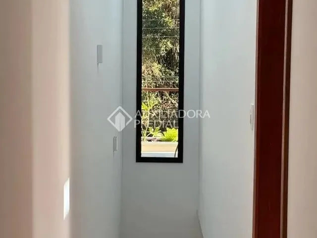 Imagem 15: Casa Geminada com 164 M², 3 Dormitórios (1 Suíte) no Pântano do Sul - Rua das Bauxitas