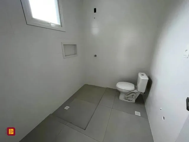 Imagem 10: Casa 2 Dormitorios, Suite, 2 Vagas, Rio Tavares.