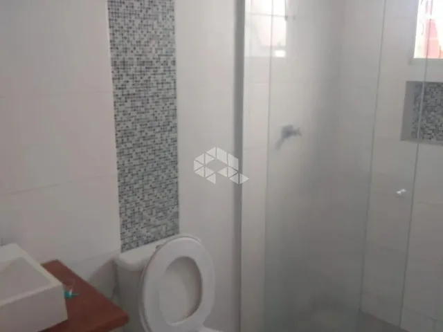 Imagem 15: Casa À Venda no Rio Tavares com 2 Quartos e Ótima Localização em Florianópolis