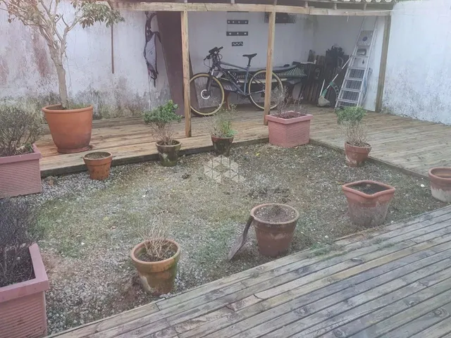 Imagem 11: Casa À Venda no Rio Tavares com 2 Quartos e Ótima Localização em Florianópolis