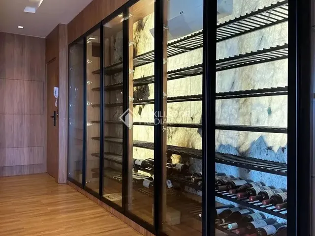 Imagem 5: Imóvel para Venda Possui 190 Metros Quadrados com 3 Quartos em Campeche - Florianópolis