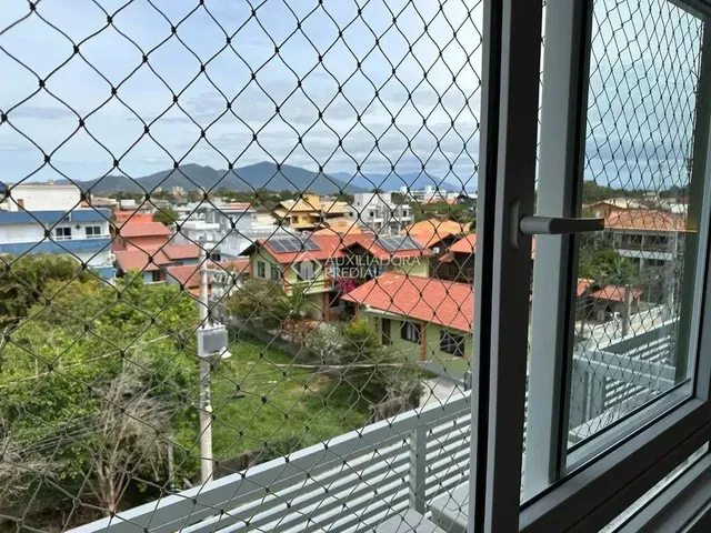 Imagem 4: Imóvel para Venda Possui 190 Metros Quadrados com 3 Quartos em Campeche - Florianópolis