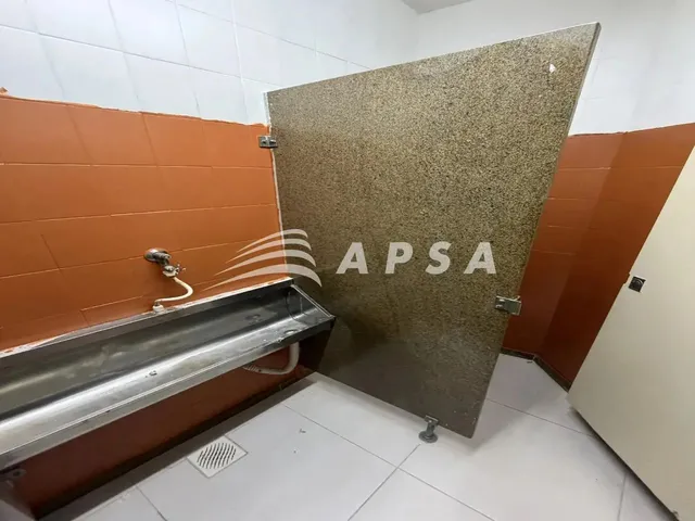 Imagem 4: Dê o Próximo Passo no Crescimento do Seu Negócio com Este Conjunto de Salas Comerciais