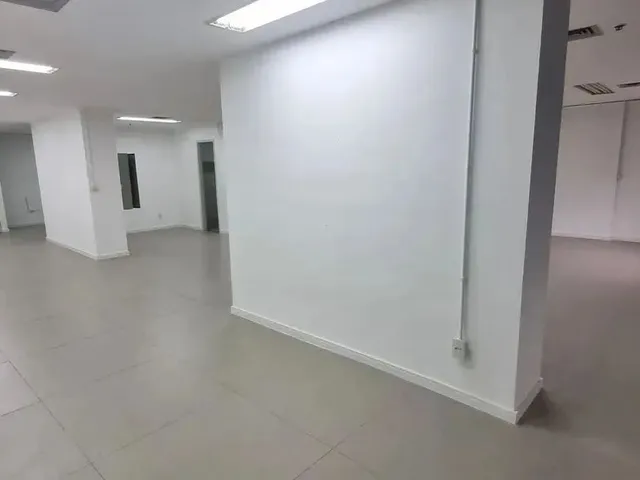 Imagem 2: Centro do Rio Próximo Ao Metrô Carioca Imóvel Comercial em Andar Alto, Excelente