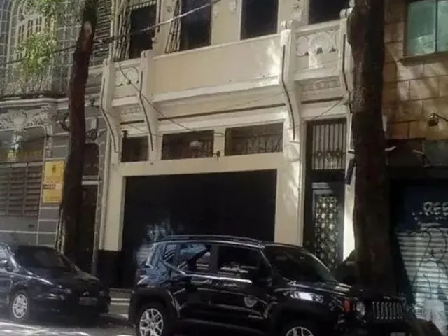 Imagem: Prédio Comercial com 3 Andares para Venda