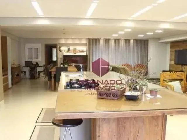 Imagem: Apartamento Duplex com 4 Dormitórios para
