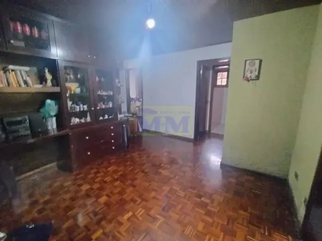 Imagem 10: No Centro de Pinhais - Uma Casa Térrea Espaçosa Espera por Você!