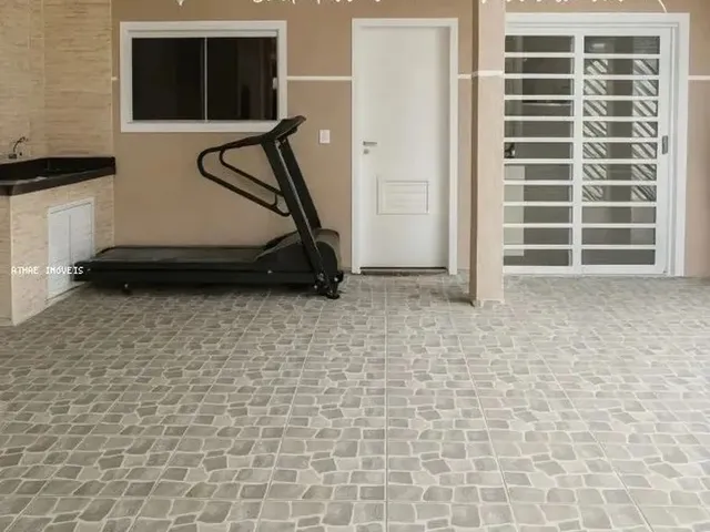 Imagem 2: Sobrado para Venda em São José dos Pinhais, Centro, 5 Dormitórios, 3 Suítes, 4