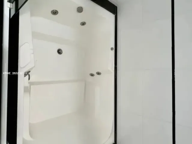 Imagem 12: Sobrado para Venda em São José dos Pinhais, Centro, 5 Dormitórios, 3 Suítes, 4