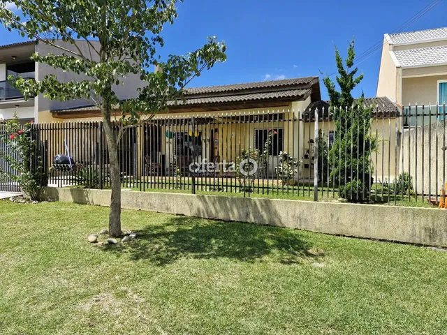 Imagem: Casa em Araucária / Cachoeira