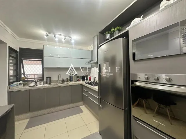 Imagem 4: Apartamento À Venda em Maringá, Zona 07, com 3 Quartos, com 121.27 M², Edifício Farol