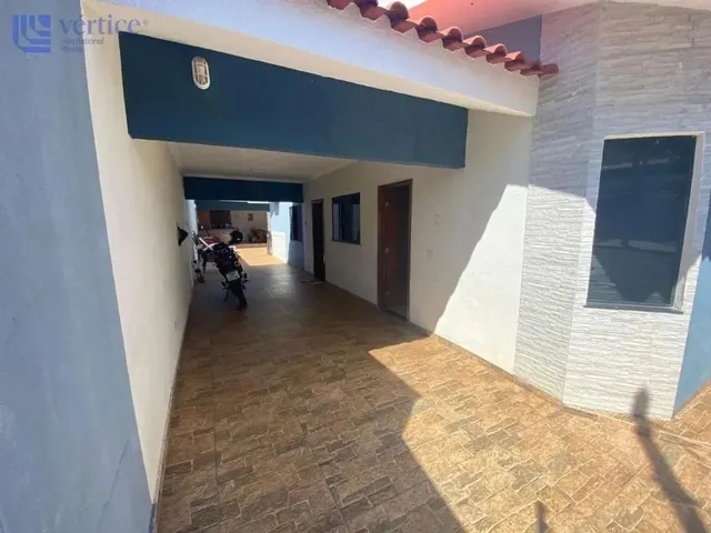 Imagem 11: Casa À Venda em Maringá, Parque das Laranjeiras, com 3 Quartos, com 265 M²