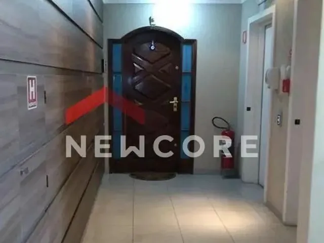 Imagem: Sala Comercial em Rua Luís Pinto Fláquer
