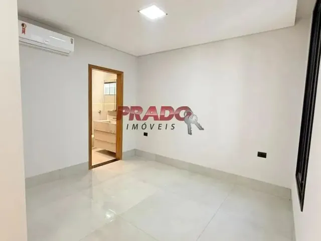 Imagem 12: Casa À Venda em Maringá, Jardim Paris, com 3 Quartos, com 105 M²