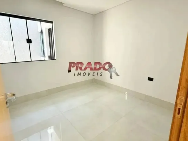 Imagem 6: Casa À Venda em Maringá, Jardim Paris, com 3 Quartos, com 105 M²