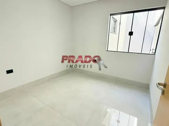 Imagem 5: Casa À Venda em Maringá, Jardim Paris, com 3 Quartos, com 105 M²
