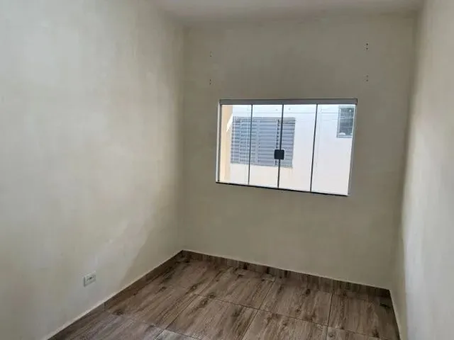 Imagem 2: Direitos de Imóvel Residencial- 3 Quartos (1 Suíte/Edícula), 2 Banheiros, Área Gorumet