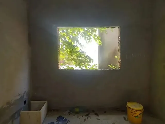 Imagem 3: Vende-Se Lote/Com Casa em Acabamentos/Residencial Villa Suíça/Excelente Localização