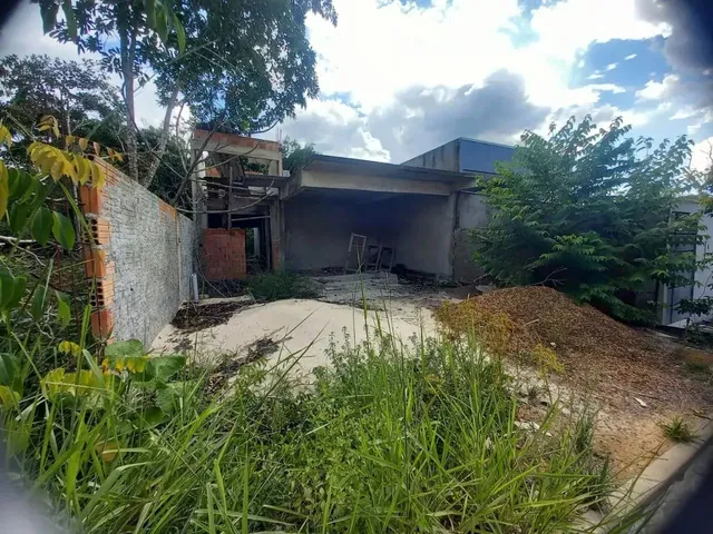 Imagem 2: Vende-Se Lote/Com Casa em Acabamentos/Residencial Villa Suíça/Excelente Localização