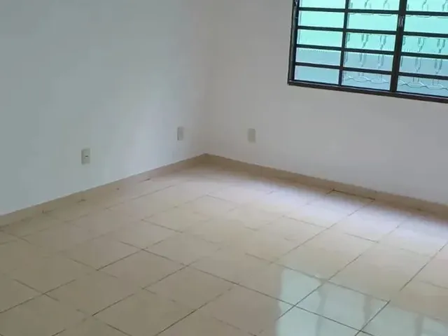 Imagem 8: Casa Setor União 3 Quartos Sendo 02 Suítes Lajotada Armários Frente Praça Prox Av T-9