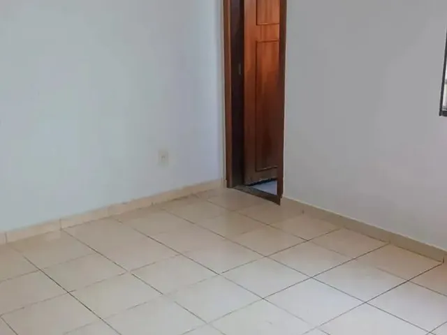 Imagem 6: Casa Setor União 3 Quartos Sendo 02 Suítes Lajotada Armários Frente Praça Prox Av T-9