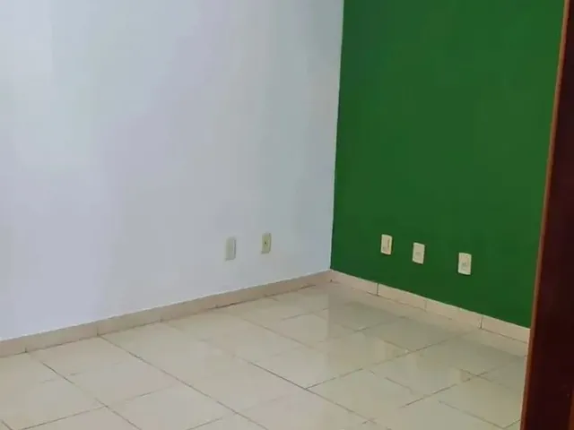 Imagem 2: Casa Setor União 3 Quartos Sendo 02 Suítes Lajotada Armários Frente Praça Prox Av T-9