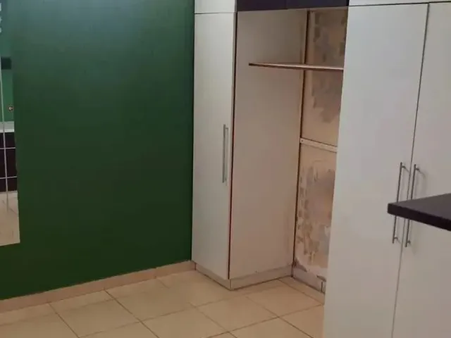Imagem 7: Casa Setor União 3 Quartos Sendo 02 Suítes Lajotada Armários Frente Praça Prox Av T-9
