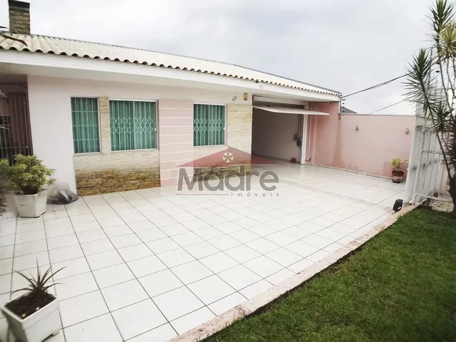 Imagem: Casa com 3 Dormitórios À Venda por R$
