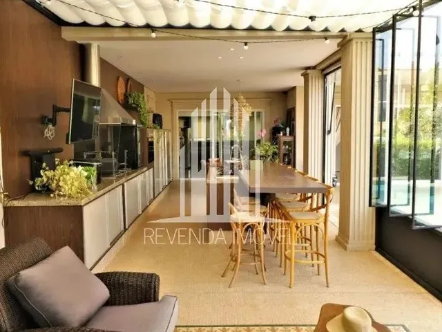Imagem: Luxuosa Mansão de 4 Suítes em Alphaville