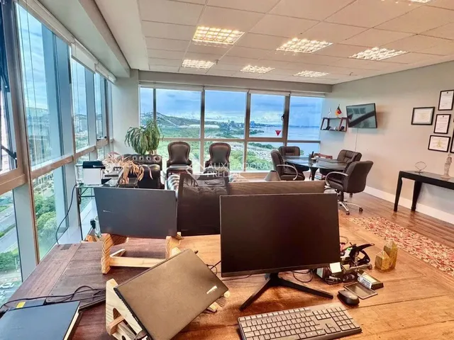 Imagem 11: Conjunto Comercial com 54M2 Privativos, Vista Imperdível para o Rio e Cidade a Venda No