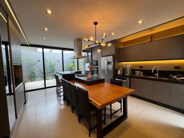 Imagem 3: Casa À Venda em Maringá, Jardim Campos, com 3 Quartos, com 130.63 M²