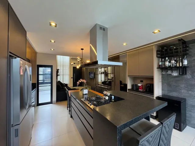 Imagem 8: Casa À Venda em Maringá, Jardim Campos, com 3 Quartos, com 130.63 M²