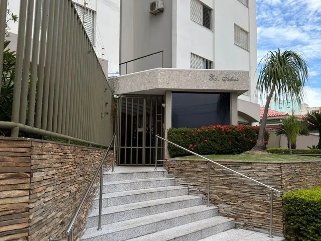 Imagem 3: Vendo Apartamento 4 Quartos no Centro 127Mts