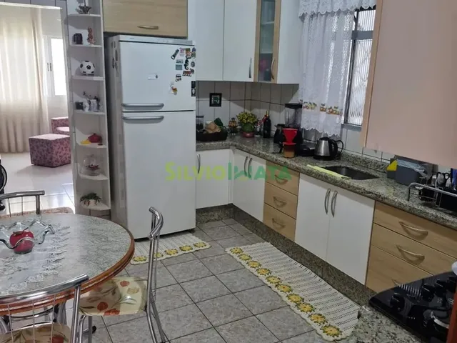 Imagem 3: Casa À Venda com 3 Quartos no Parque das Bandeiras Maringá