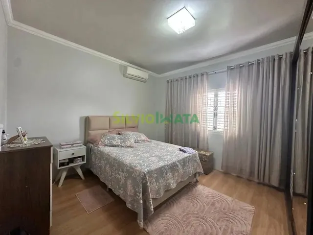 Imagem 6: Casa À Venda com 3 Quartos no Parque das Bandeiras Maringá