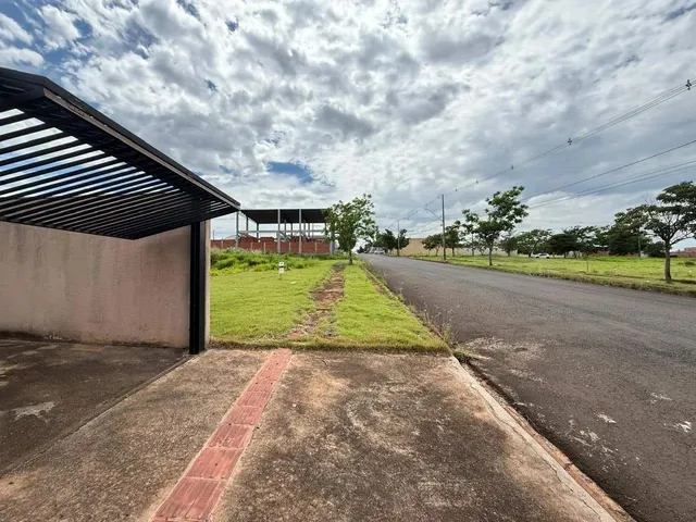 Imagem 2: Sobrado Comercial e Residencial À Venda no Jardim Espanha, 3 Quartos e 2 Suítes, 192M²