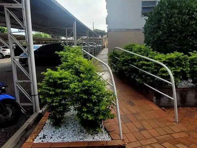 Imagem: O apartamento possui 3 Dormitórios, 1 Suíte, 2 Banheiros,