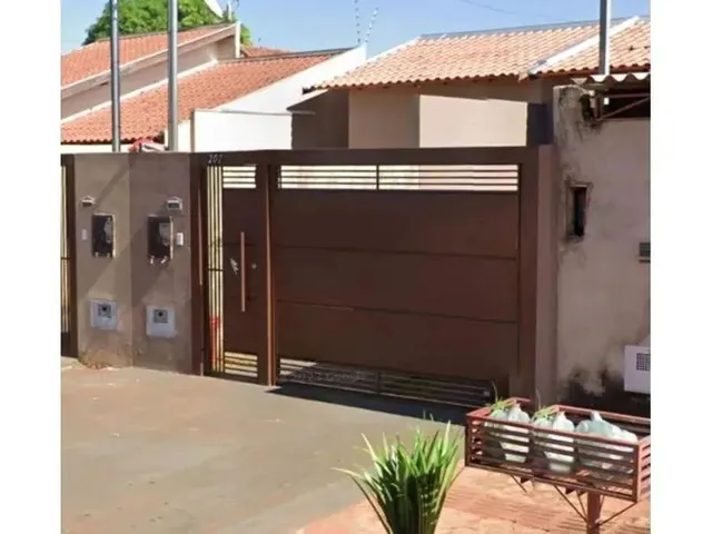 Imagem: A casa possui 1 Dormitório, 1 Banheiro, 53m² de Área,