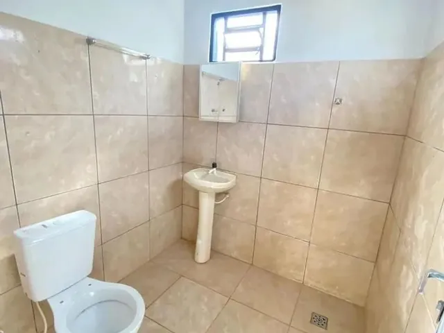 Imagem 12: Casa com 3 Dormitórios À Venda, 100 M² por R$ 350.000,00 - Coophavila II - Campo