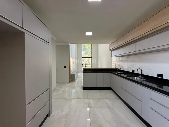 Imagem 2: Casa para Venda no Jardim Alvorada, em Maringá / Pr