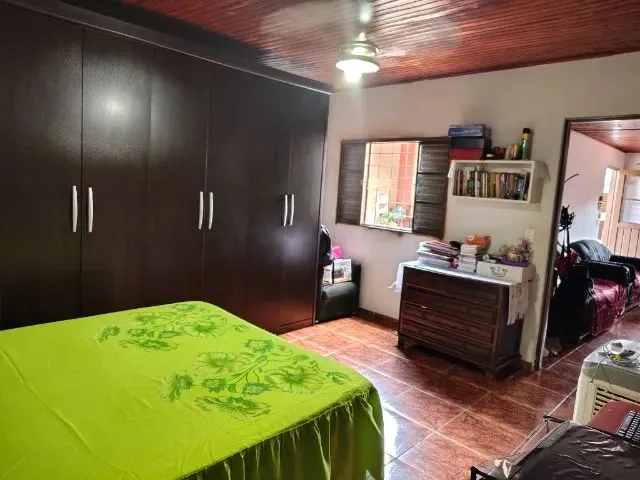 Imagem 6: Casa Espaçosa com Edícula