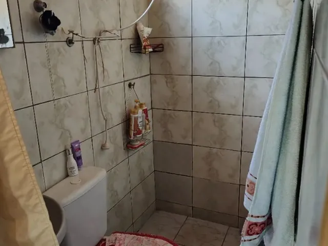 Imagem 12: Casa Espaçosa com Edícula