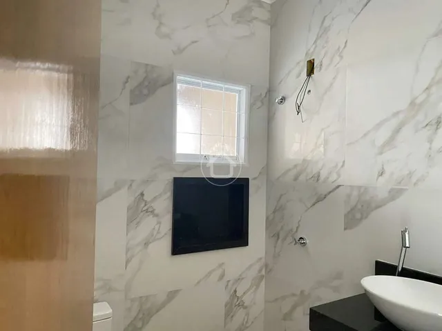 Imagem 8: Casa Ampla com Jardim!