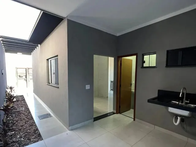 Imagem 2: Casa Á Venda com 3 Quartos Sendo 1 Suíte no Rita Vieira em Campo Grande - Ms
