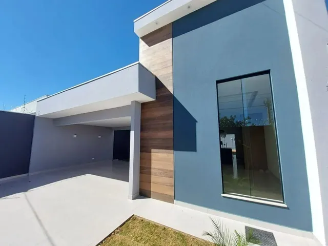 Imagem: A casa possui 3 Dormitórios, 1 Suíte, 3 Banheiros, 2